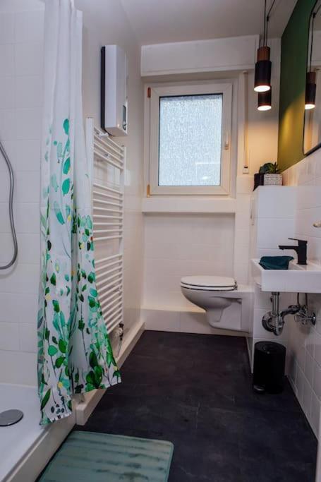 Green & Modern - City - Netflix - Wifi - 2 Person Essen Ngoại thất bức ảnh